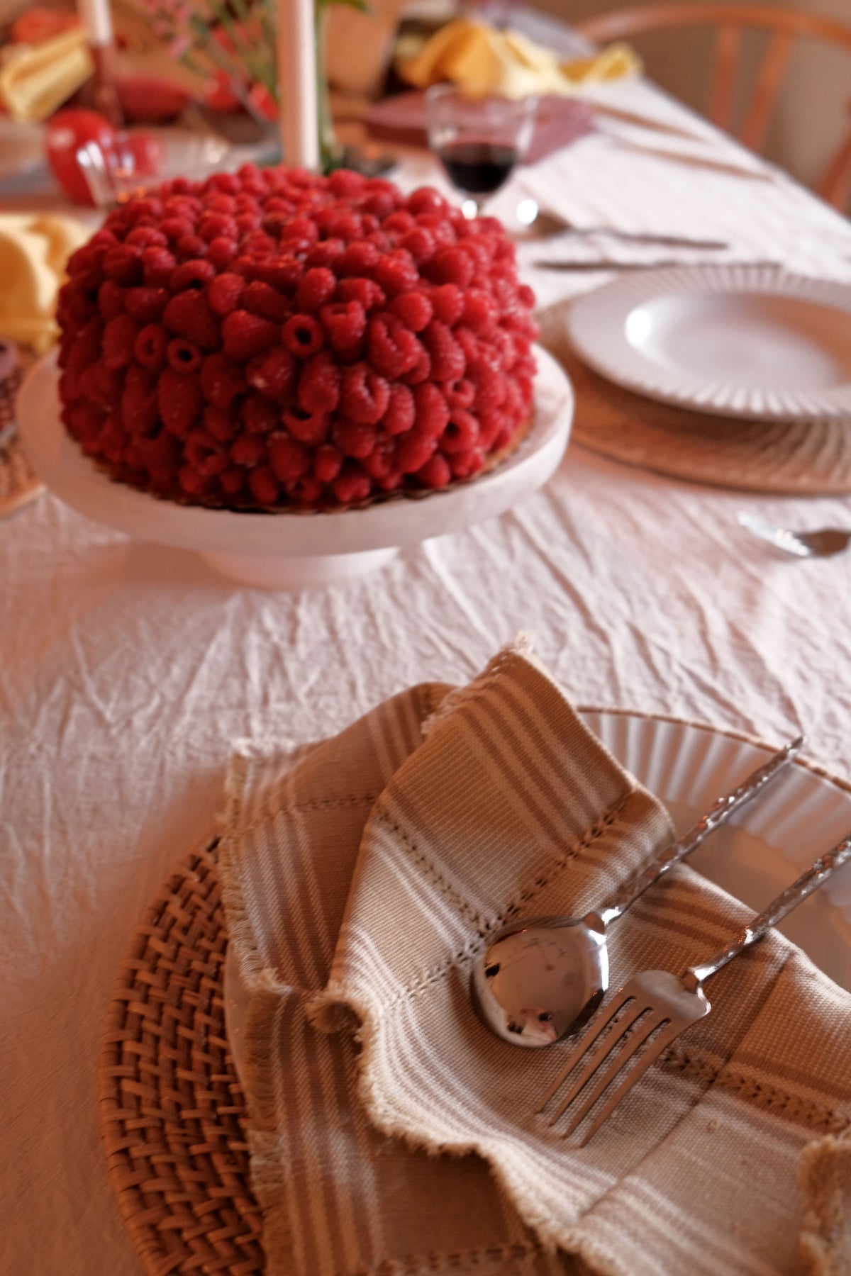Margot Sesame neutral table setting